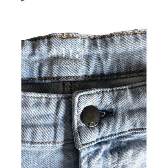 A.N.A Brand, Color Light Blue Jeans, Size 20 W, High Rise Shorts - Woman - Picture 5 of 7